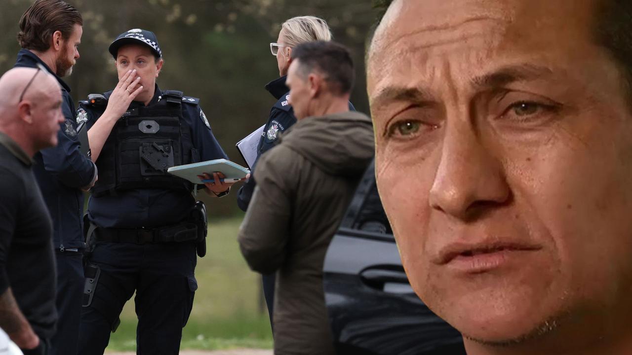 Australian Police Hunt